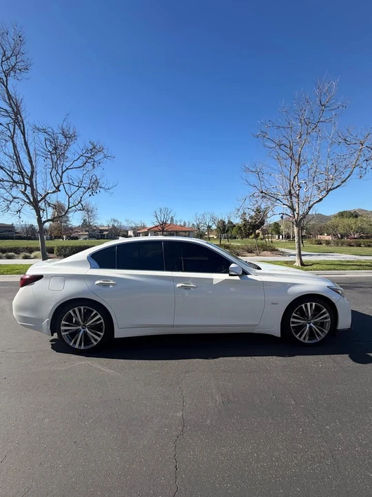 2018 Infiniti Q50 - Image 2 of 20