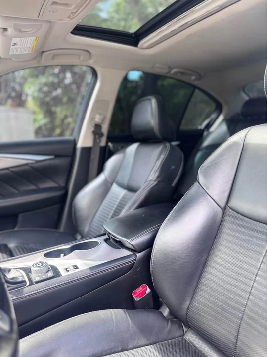 2018 Infiniti Q50 - Image 8 of 12
