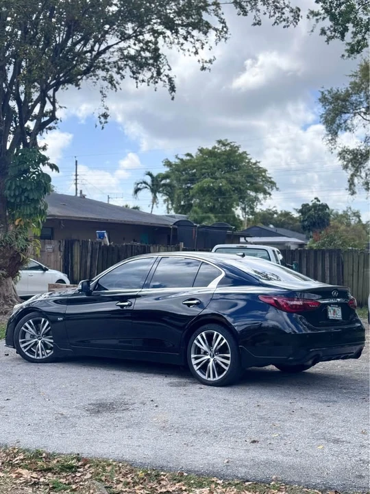 2018 Infiniti Q50 - Image 3 of 12