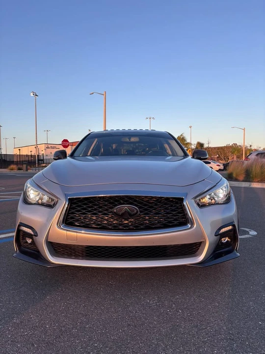 2018 Infiniti Q50 - Image 2 of 17