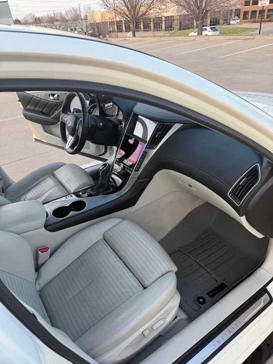 2018 Infiniti Q50 - Image 9 of 13