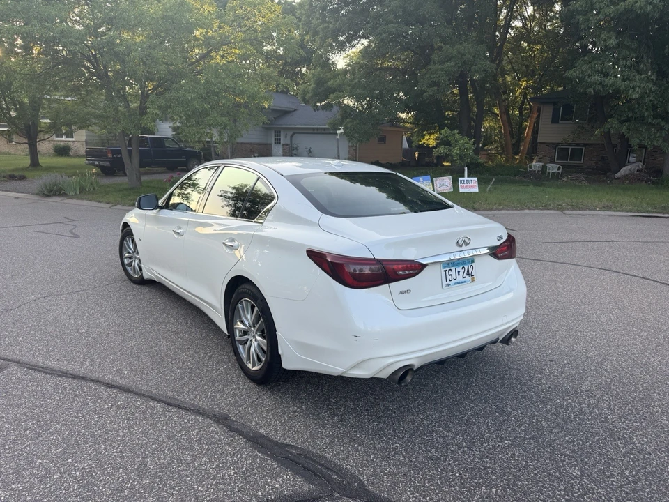 2018 Infiniti Q50 - Image 4 of 12