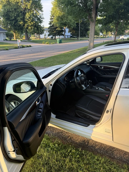 2018 Infiniti Q50 - Image 9 of 12