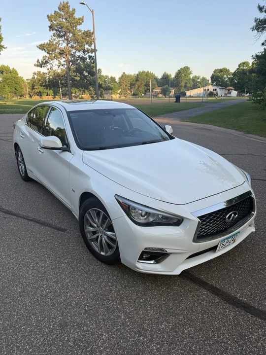 2018 Infiniti Q50 - Image 2 of 12