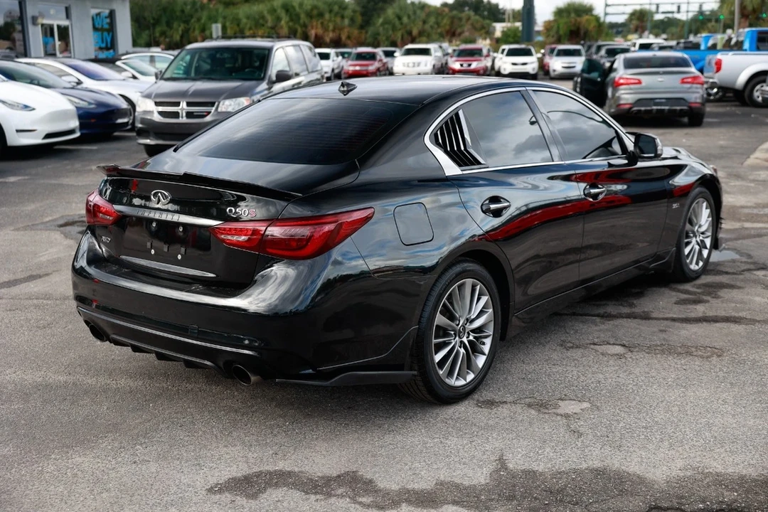 2018 Infiniti Q50 - Image 11 of 21