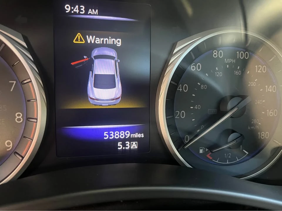 2018 Infiniti Q60 - Image 7 of 8