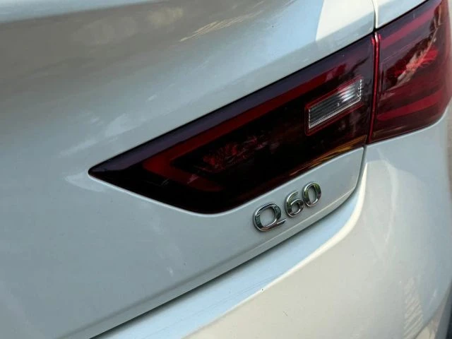 2018 Infiniti Q60 - Image 9 of 31
