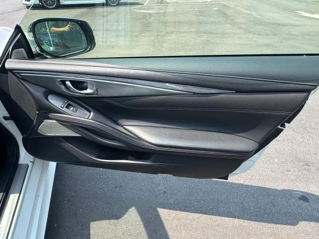 2018 Infiniti Q60 - Image 17 of 31