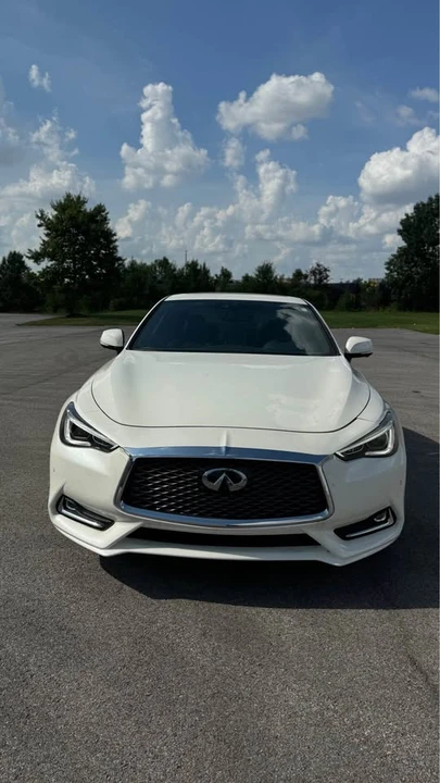 2018 Infiniti Q60 - Image 2 of 15