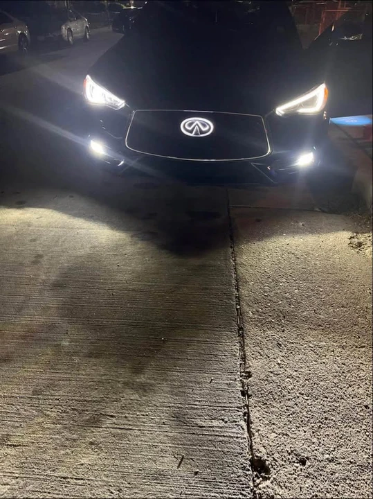 2018 Infiniti Q60 - Image 2 of 9