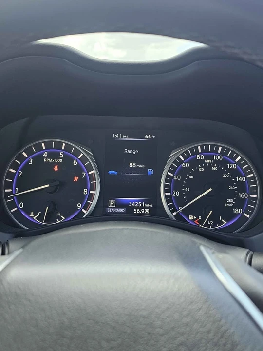 2018 Infiniti Q60 - Image 12 of 19