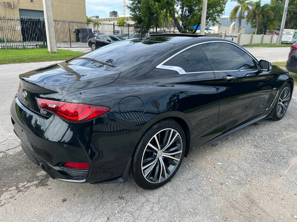 2018 Infiniti Q60 - Image 9 of 26