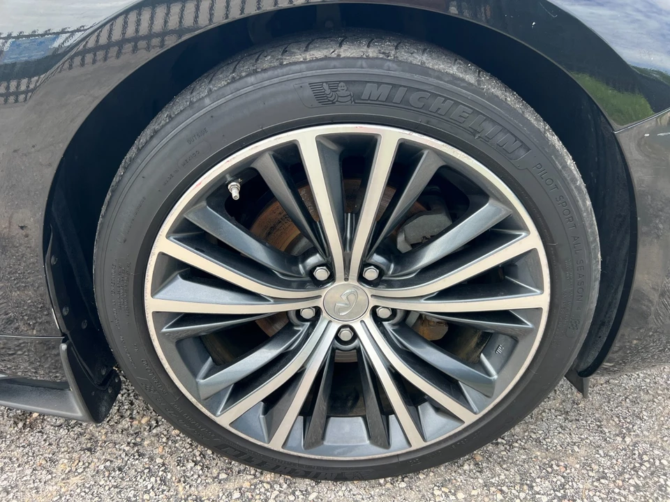 2018 Infiniti Q60 - Image 12 of 26