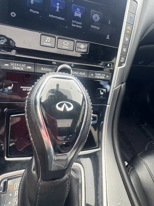 2018 Infiniti Q60 - Image 15 of 20