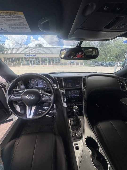 2018 Infiniti Q60 - Image 11 of 20