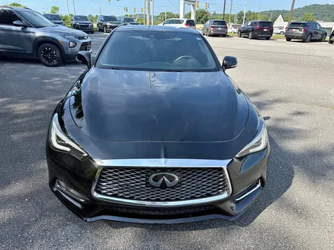 2018 Infiniti Q60 Red Sport 400 Coupe 2D