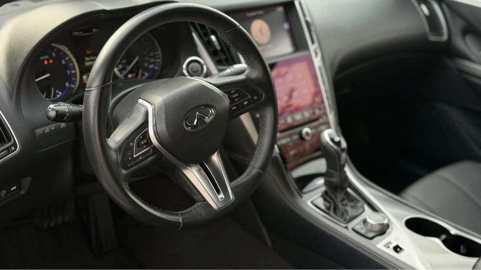 2018 Infiniti Q60 - Image 11 of 12