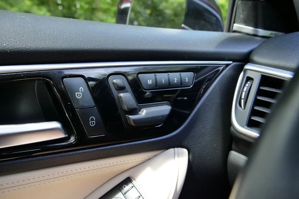 2018 Infiniti QX30 - Image 15 of 20