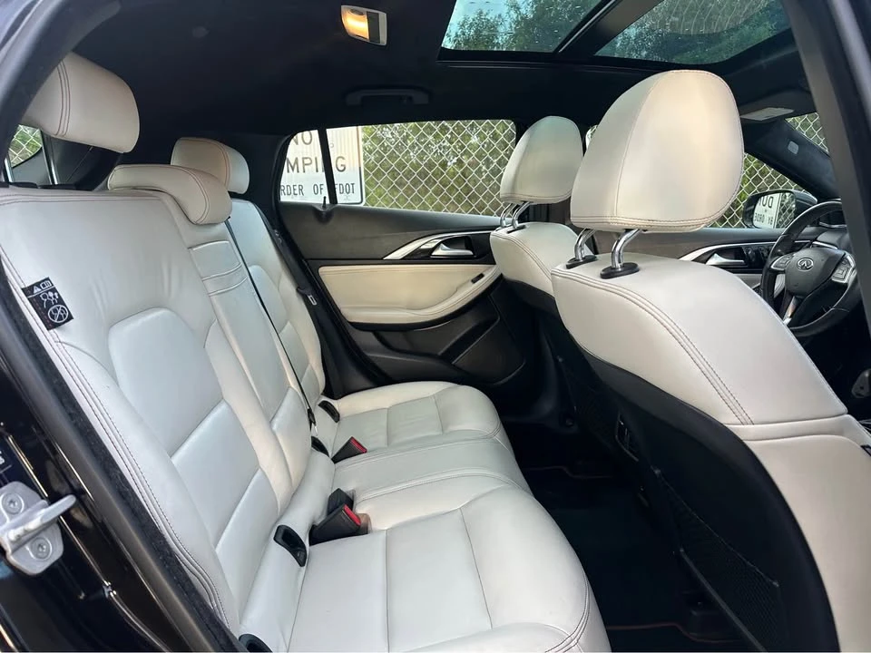 2018 Infiniti QX30 - Image 8 of 9
