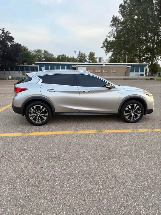 2018 Infiniti QX30 - Image 2 of 20
