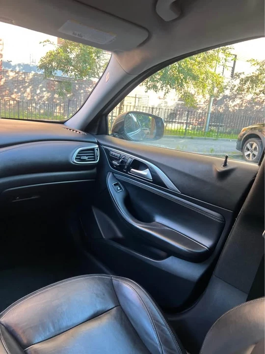 2018 Infiniti QX30 - Image 9 of 12