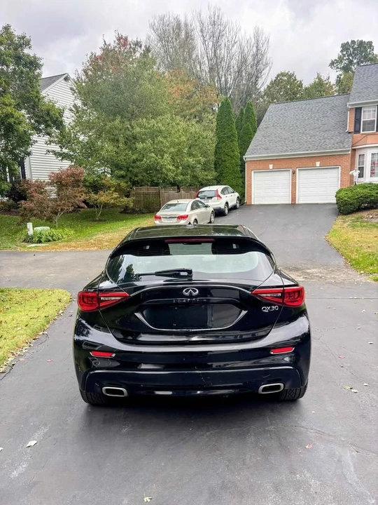 2018 Infiniti QX30 - Image 2 of 17