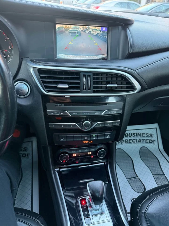 2018 Infiniti QX30 - Image 16 of 19