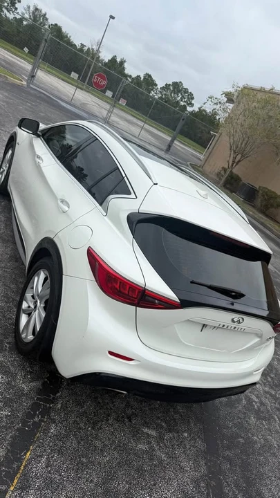 2018 Infiniti QX30 - Image 3 of 17