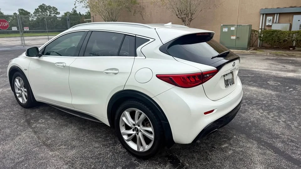 2018 Infiniti QX30 - Image 4 of 17