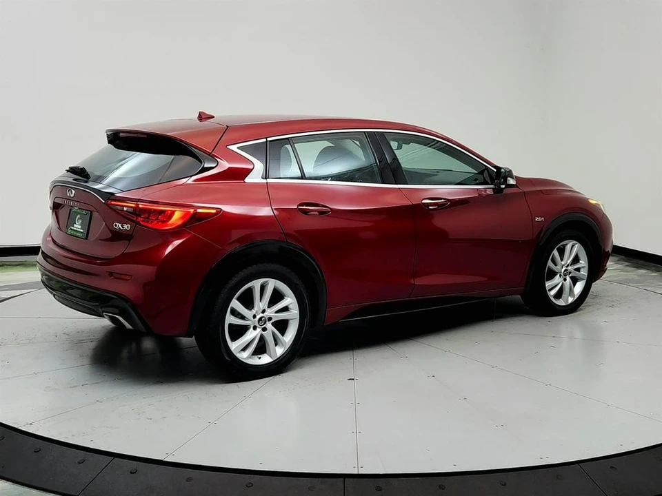 2018 Infiniti QX30 - Image 5 of 12