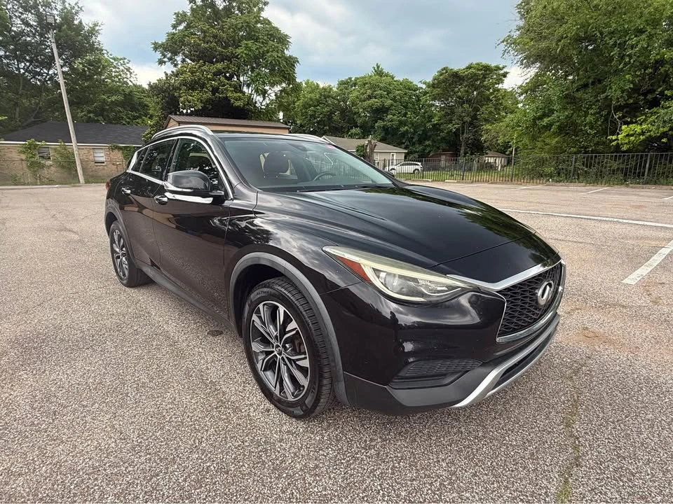 2018 Infiniti QX30 - Image 2 of 8