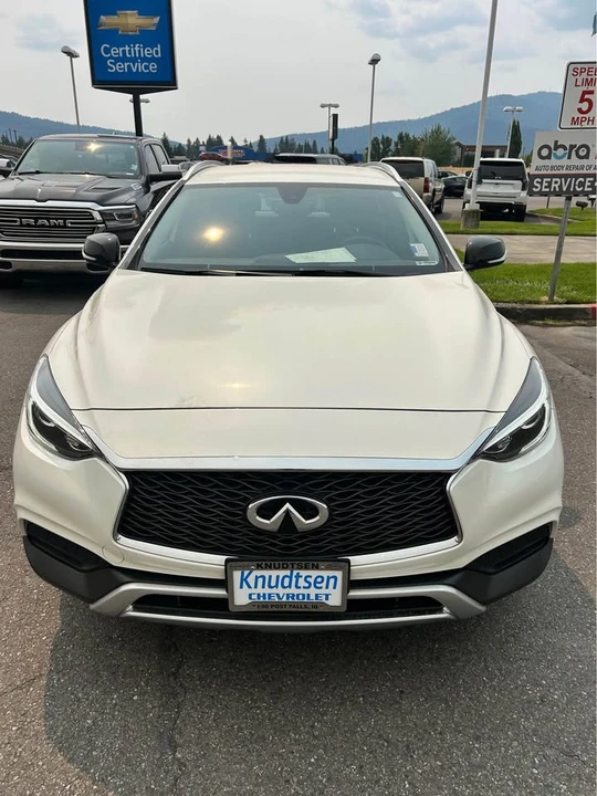 2018 Infiniti QX30 - Image 2 of 18