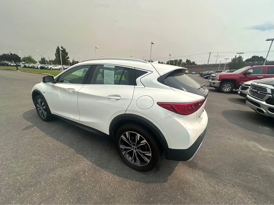 2018 Infiniti QX30 - Image 8 of 18