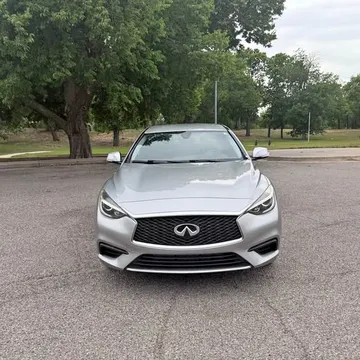 2018 Infiniti QX30 Luxury