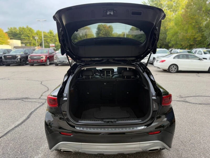 2018 Infiniti QX30 - Image 8 of 19