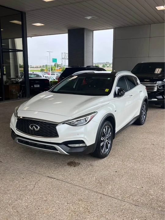2018 Infiniti QX30 - Image 2 of 10