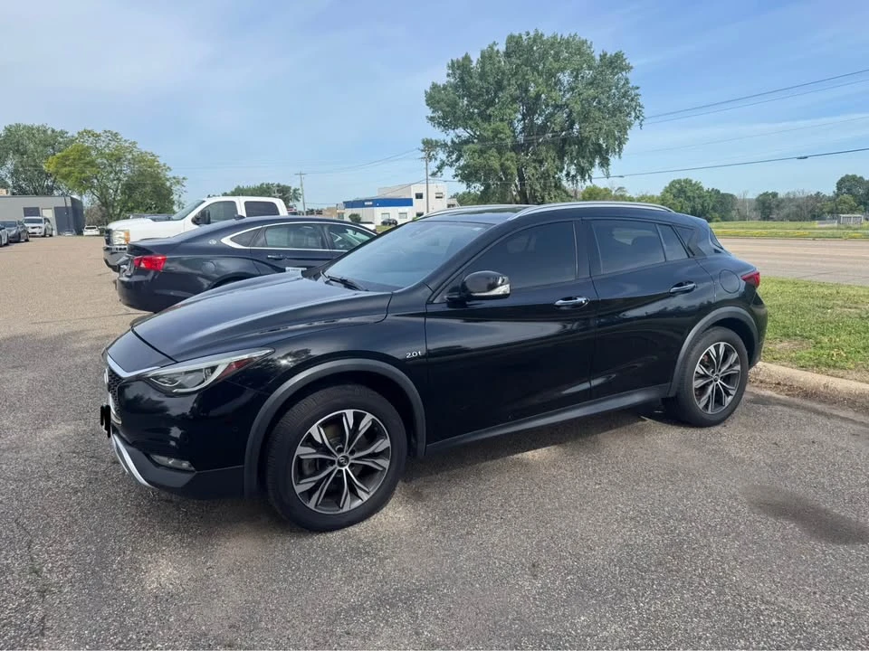 2018 Infiniti QX30 - Image 2 of 4