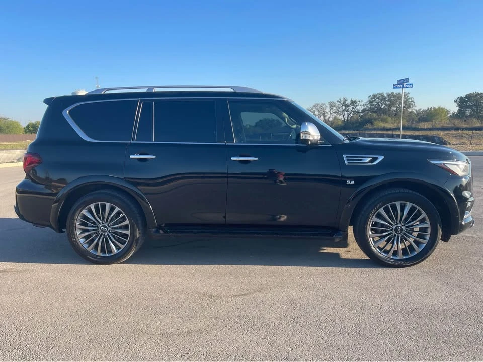 2018 Infiniti QX80 - Image 2 of 17