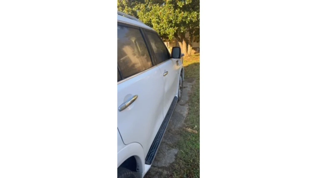 2018 Infiniti QX80 - Image 3 of 8