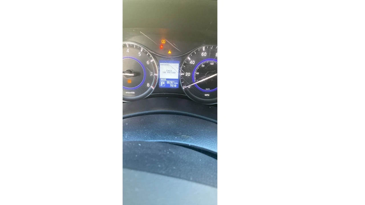 2018 Infiniti QX80 - Image 2 of 8