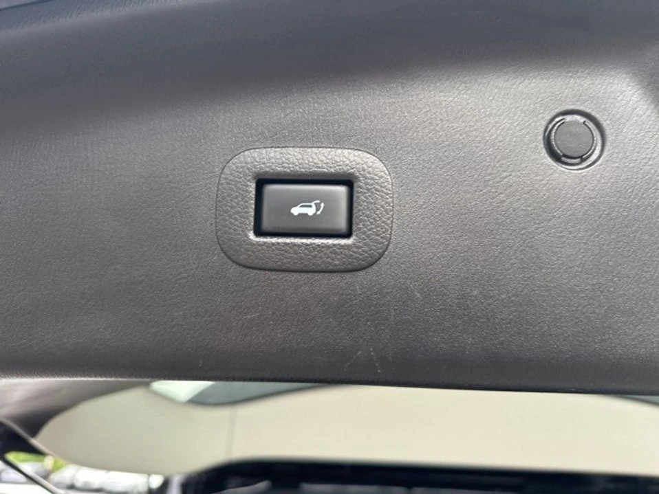 2018 Infiniti QX80 - Image 8 of 16