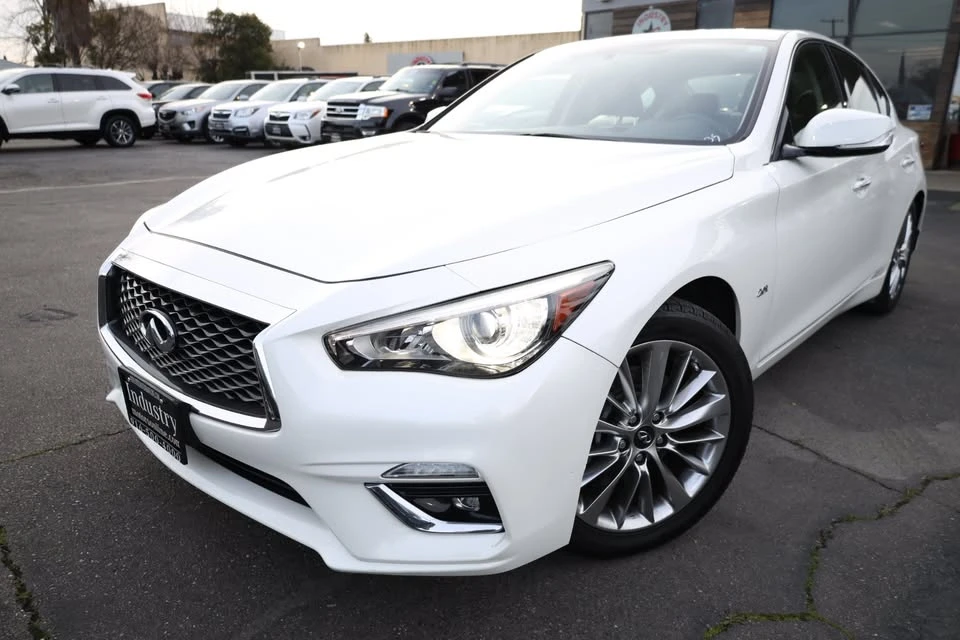 2018 Infiniti Q50 - Image 2 of 20