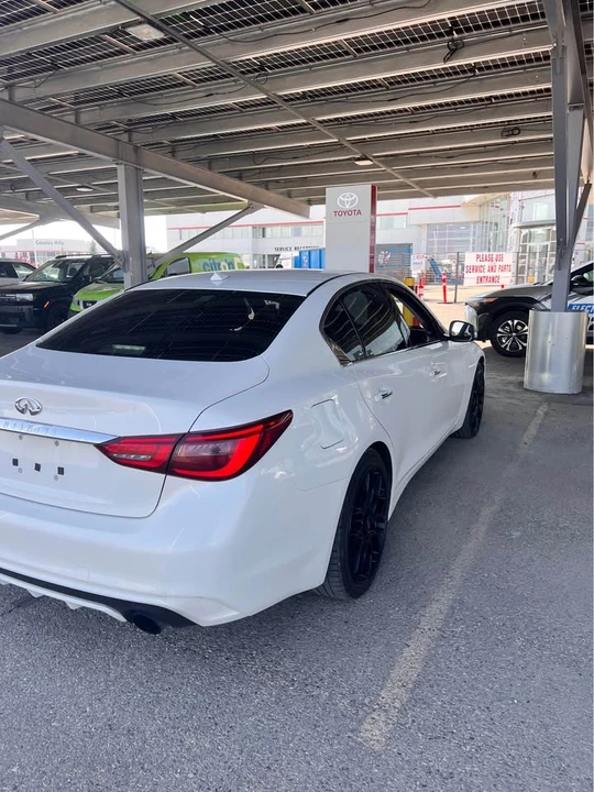 2018 Infiniti Q50 - Image 3 of 8