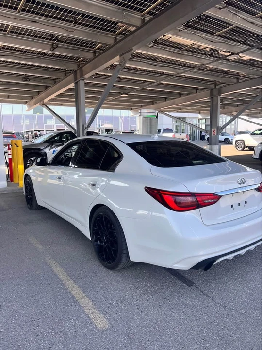 2018 Infiniti Q50 - Image 2 of 8