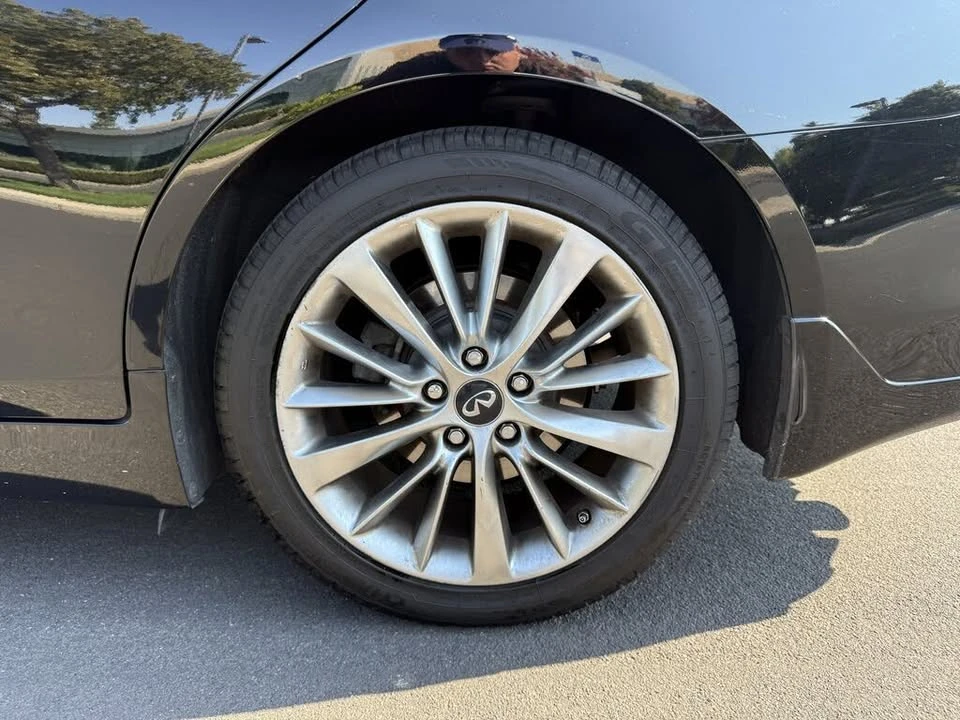 2018 Infiniti Q50 - Image 10 of 12