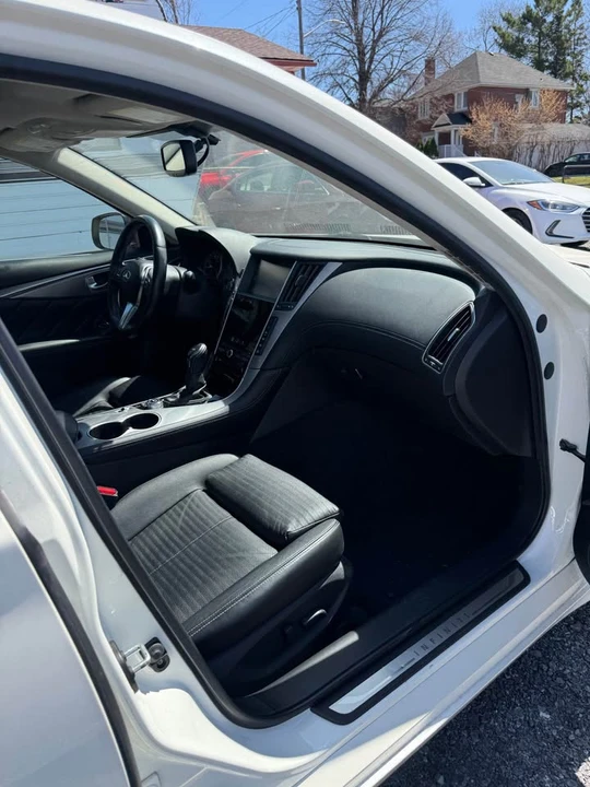 2018 Infiniti Q50 - Image 10 of 14