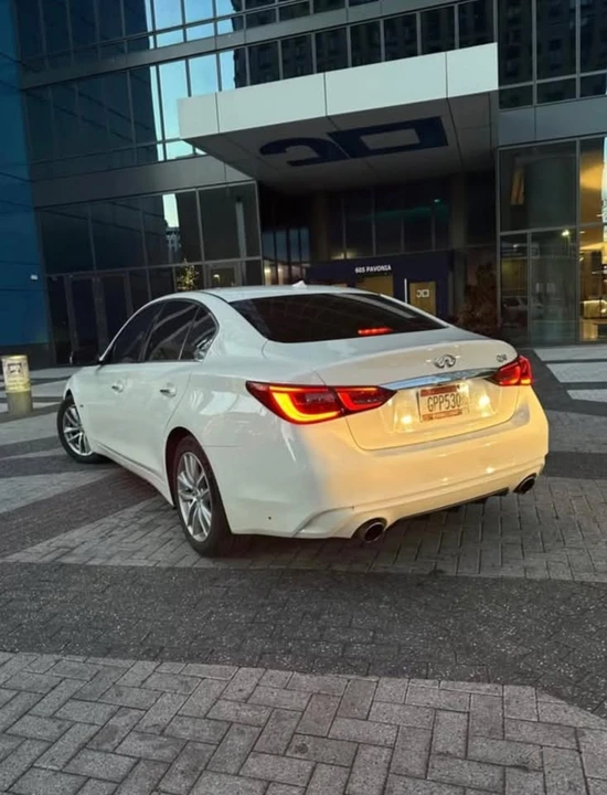 2018 Infiniti Q50 - Image 7 of 8