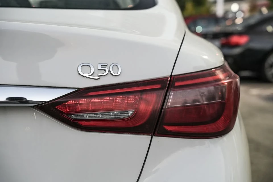 2018 Infiniti Q50 - Image 17 of 20