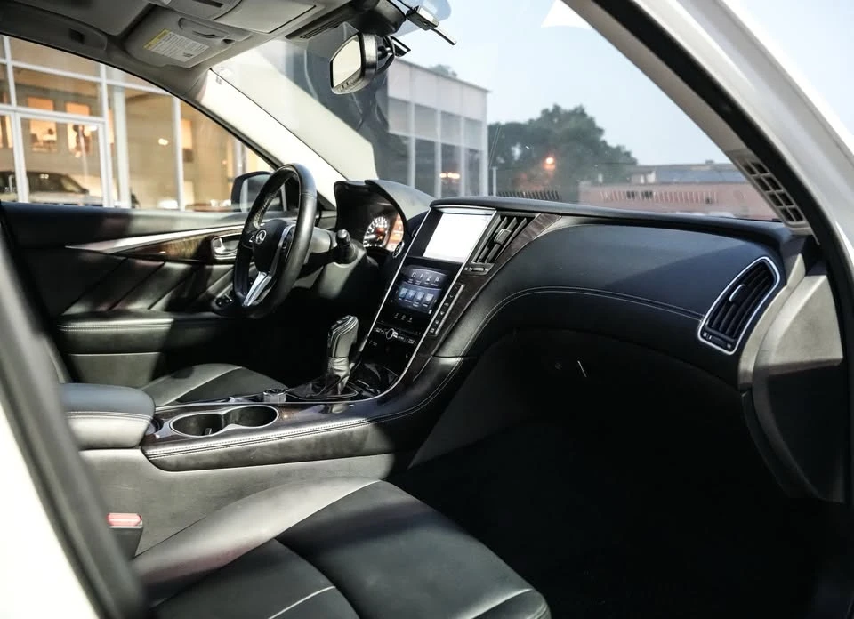 2018 Infiniti Q50 - Image 15 of 20