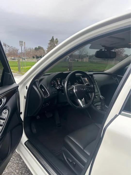 2018 Infiniti Q50 - Image 8 of 16